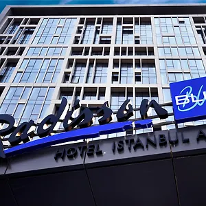 Отель Radisson Blu