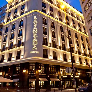Lasagrada ***** Istanbul